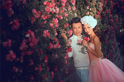 中国蜜月度假首选品牌-青岛薇薇新娘婚纱摄影