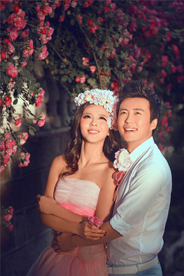 中国蜜月度假首选品牌-青岛薇薇新娘婚纱摄影