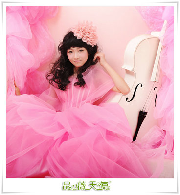 中国蜜月度假首选品牌-青岛薇薇新娘婚纱摄影