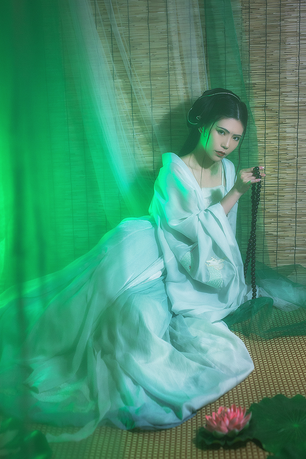 青蛇|摄影|人像摄影|薇薇玄清子_原创作品-站酷(zcool)