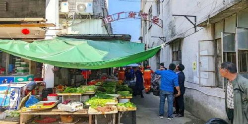 铺位租赁户遮挡 狂飙 旧厂街市场 招牌收费,警方介入